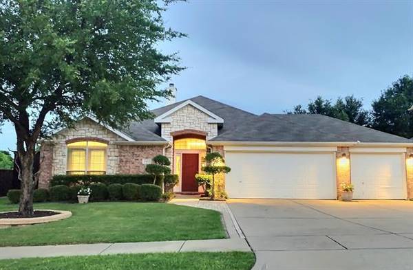 2463 Kingsley Drive, Grand Prairie, TX 75050