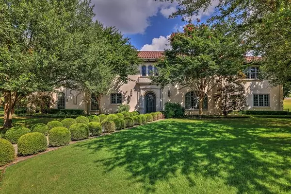 6841 Laurel Valley Drive, Fort Worth, TX 76132