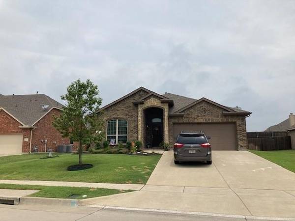 1121 Crest Ridge Drive, Glenn Heights, TX 75154