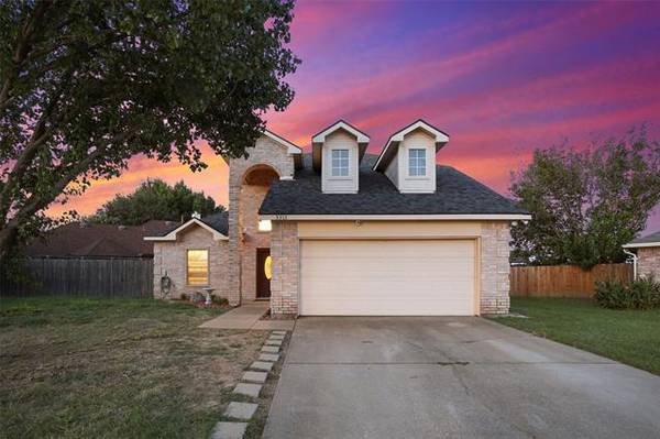 5313 Whiting Way, Denton, TX 76208