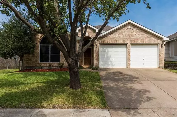 409 Paint Rock Court, Euless, TX 76040