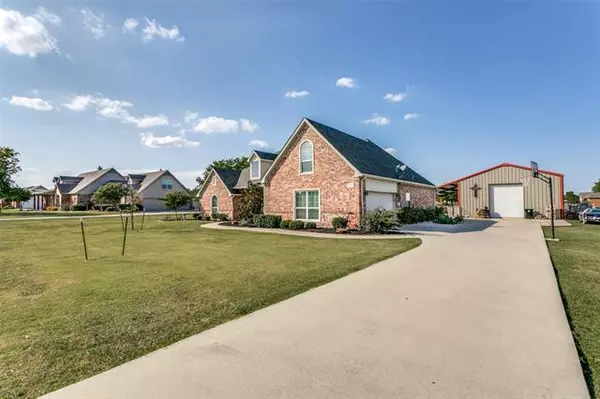 2716 Purple Sage Trail, Fort Worth, TX 76179