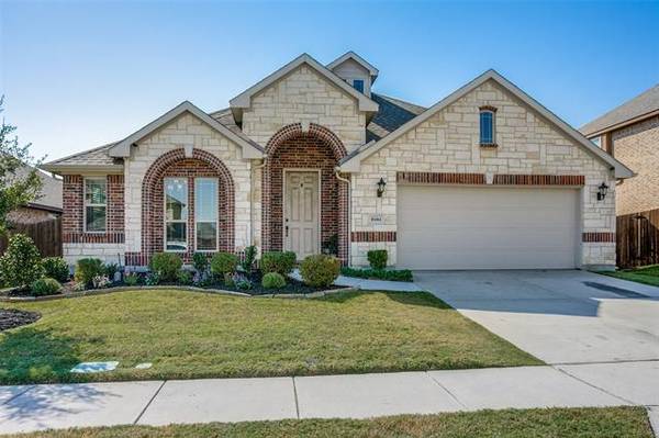 8104 Canyon Drive, Aubrey, TX 76227