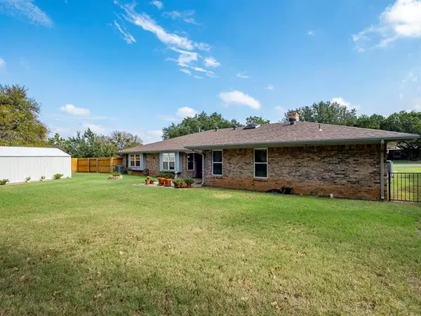 Granbury, TX 76048,1104 Spanish Trail Drive