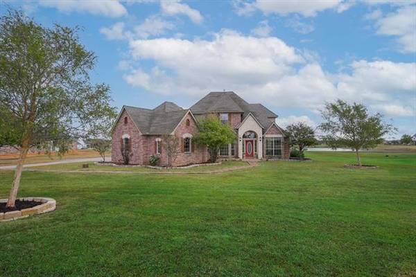 999 Cypress Point Drive, Gunter, TX 75058