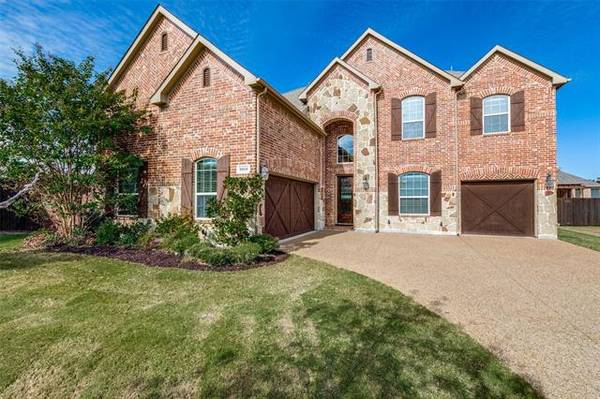 9806 Clubhouse Circle, Rowlett, TX 75089