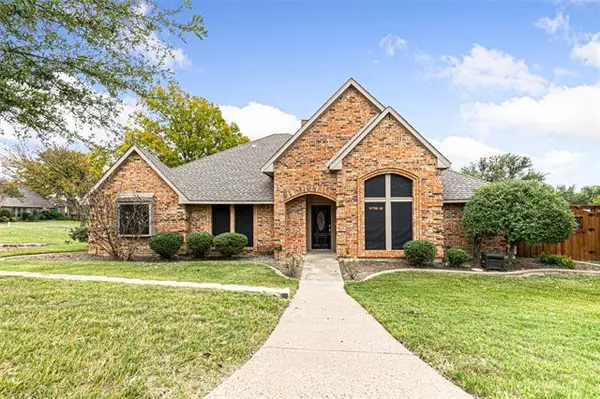 1605 Amesbury Lane, Rockwall, TX 75087