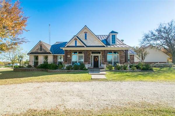 9231 Jim Christal Road, Krum, TX 76249