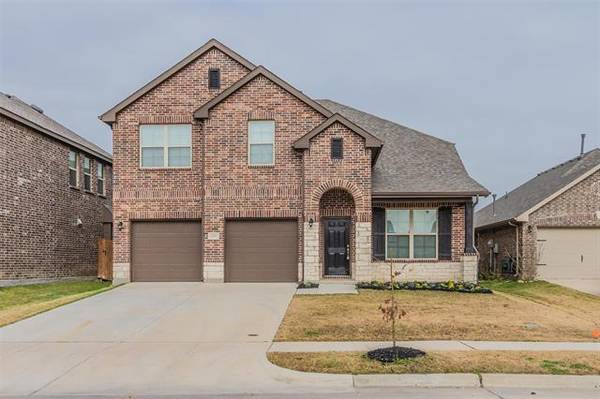 1921 Ridge Creek Lane, Aubrey, TX 76227