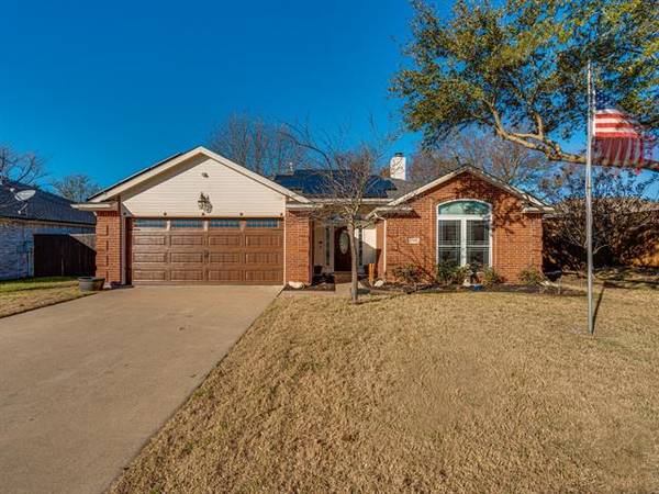 6245 Peach Tree Drive, Midlothian, TX 76065