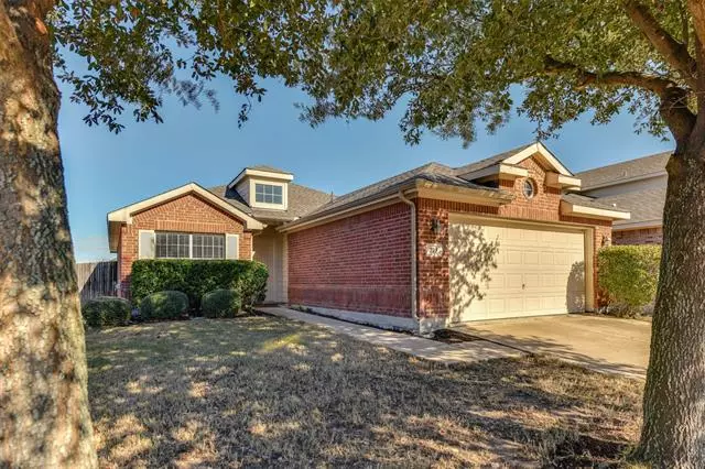 223 Stampede Street, Waxahachie, TX 75165