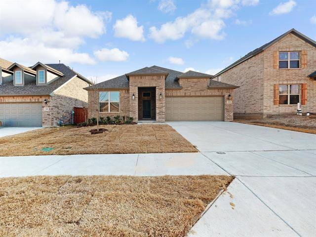 204 Kirwin Drive, Fort Worth, TX 76131