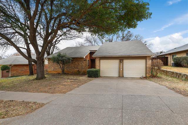 3708 Teal Lane, Bedford, TX 76021