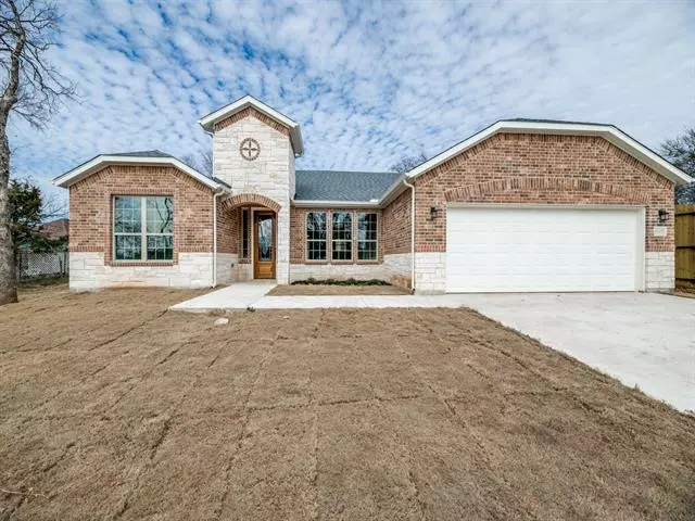 3612 Mohawk Trail, Lake Worth, TX 76135