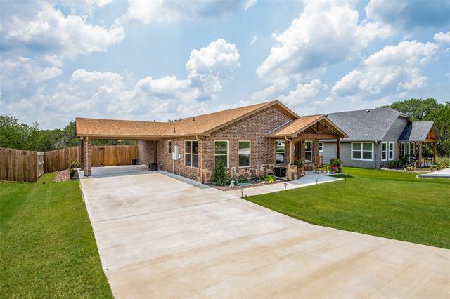 2721 San Gabriel Drive, Granbury, TX 76048