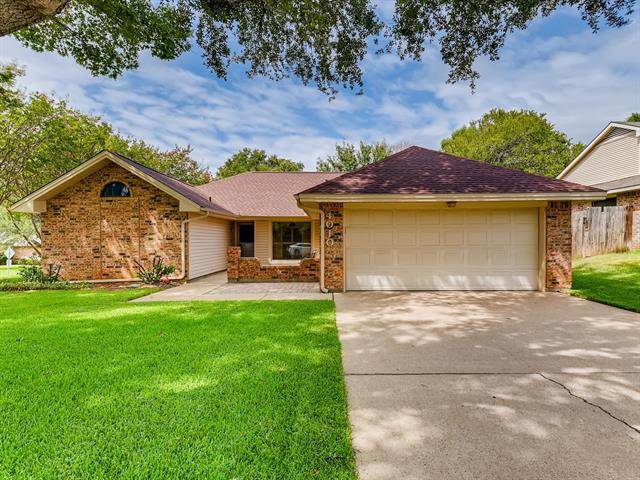 4010 Blueridge Court, Arlington, TX 76016