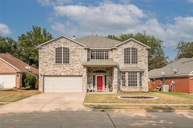 5645 Rockport Lane, Haltom City, TX 76137