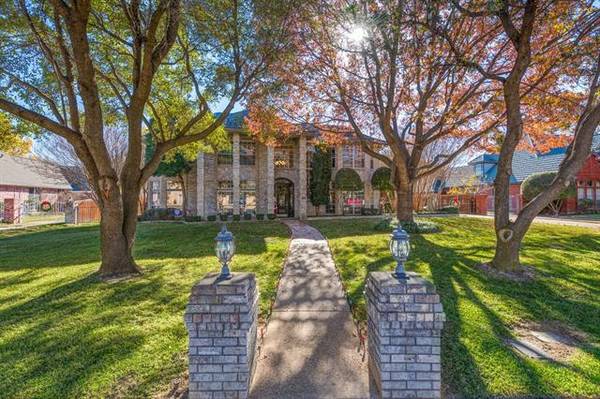 4827 Lakeside Drive, Colleyville, TX 76034