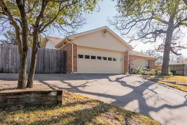 North Richland Hills, TX 76182,7232 Timberlane Drive