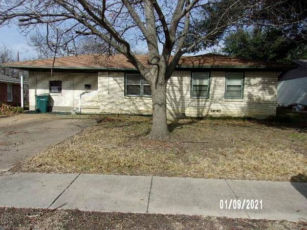 1813 W College Street, Sherman, TX 75092