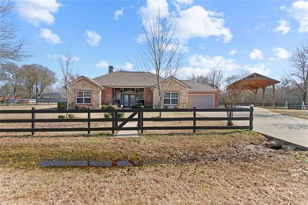 211 Lakeview Circle, Eustace, TX 75124