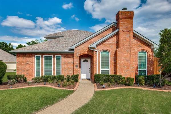 300 Sundance Circle, Irving, TX 75063