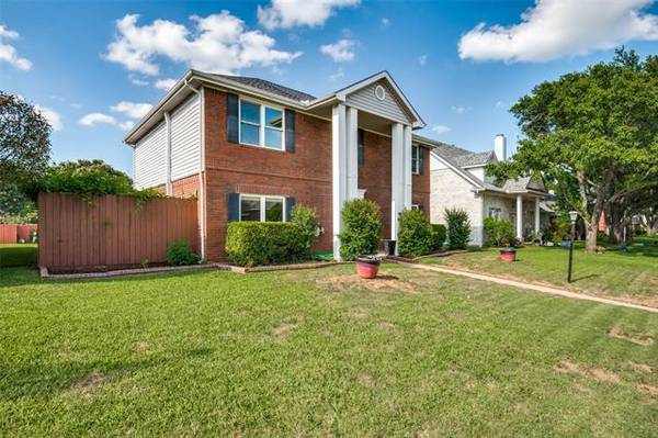 1315 Falcon Drive, Lewisville, TX 75077