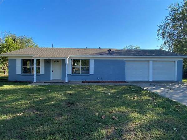 2012 SE 11th Street, Mineral Wells, TX 76067