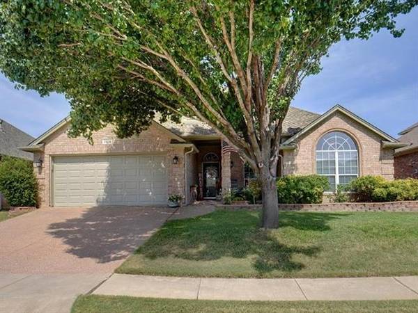 2605 Alpena Drive, Fort Worth, TX 76131