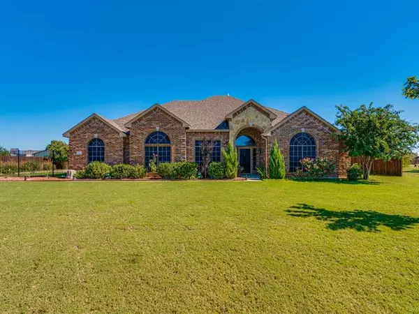 422 Cimarron Meadows Drive, Waxahachie, TX 75167