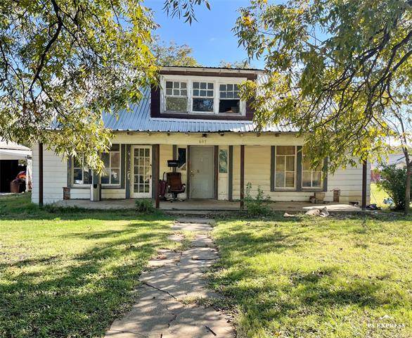 607 W 9th Street, Cisco, TX 76437