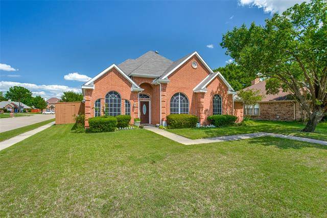 2530 Cresthaven Drive, Garland, TX 75040