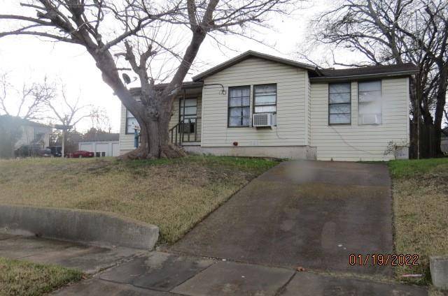 1301 W Beddell Street, Fort Worth, TX 76115