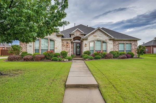 1109 Glendon Drive, Forney, TX 75126