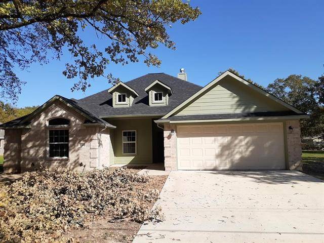 108 Shady Shores Drive, Mabank, TX 75156