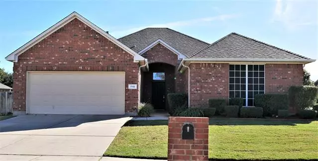 Arlington, TX 76002,710 Crownpoint Court