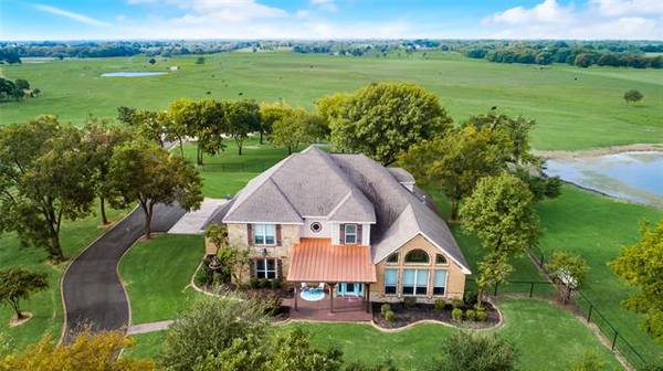 645 Shankle Road, Ennis, TX 75119