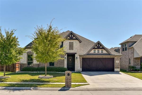 330 Western Sky Lane, Waxahachie, TX 75165