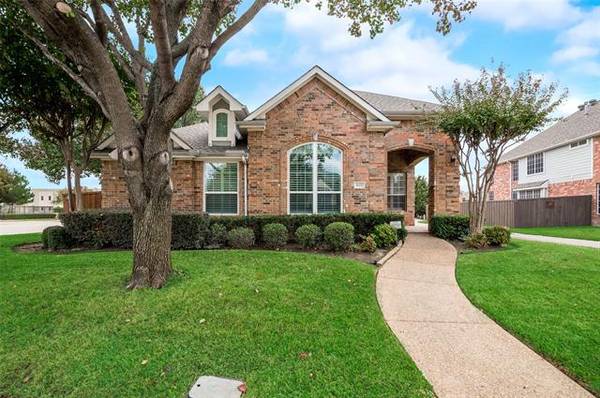 1601 Thompson Drive, Carrollton, TX 75010