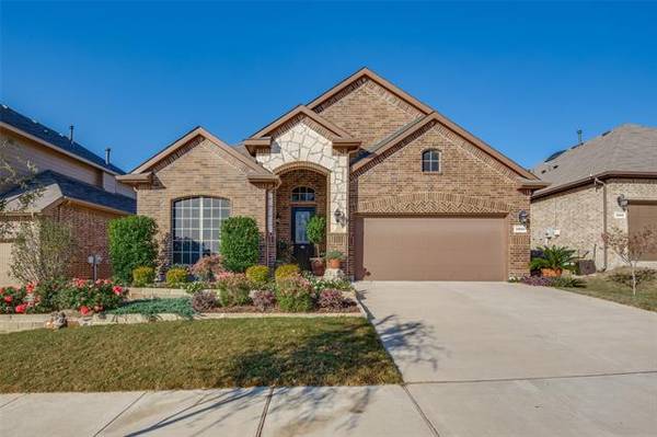 3904 Crosstrees Drive, Denton, TX 76210