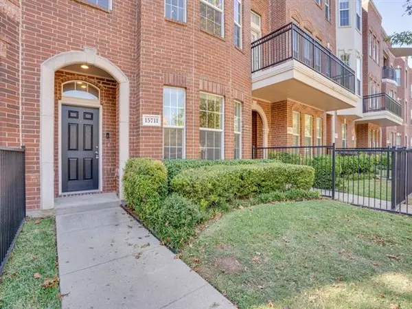 15711 Spectrum Drive #80, Addison, TX 75001