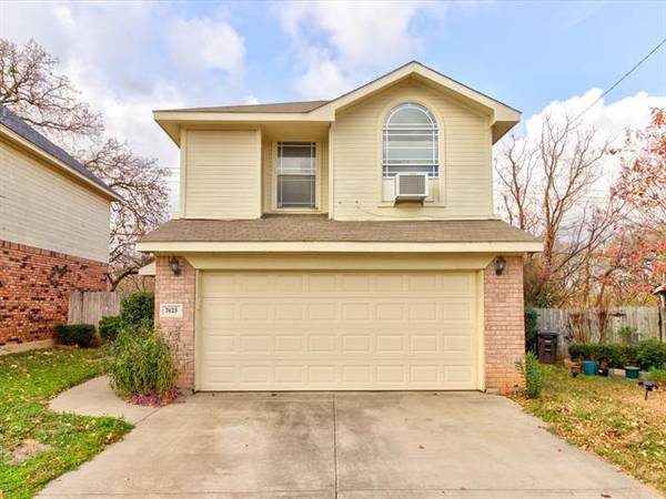 7425 Arbor Park Drive, Fort Worth, TX 76120