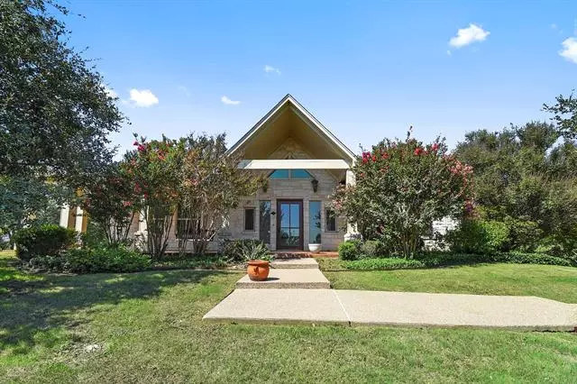 4665 Cougar Ridge Road, Fort Worth, TX 76126