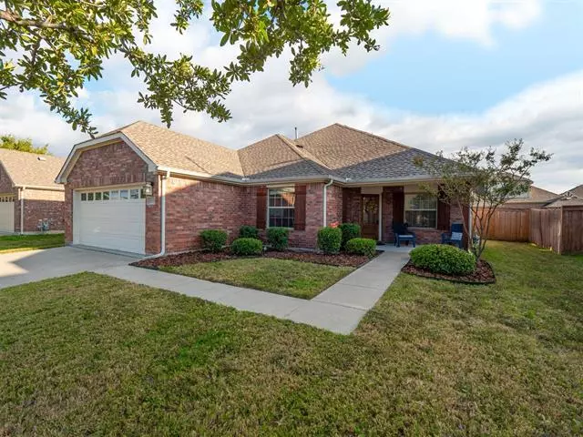 2919 Albares, Grand Prairie, TX 75054