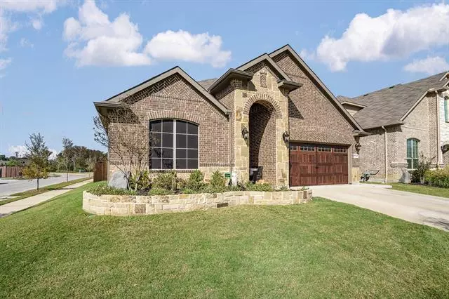 1704 Moonsail Lane, Denton, TX 76210