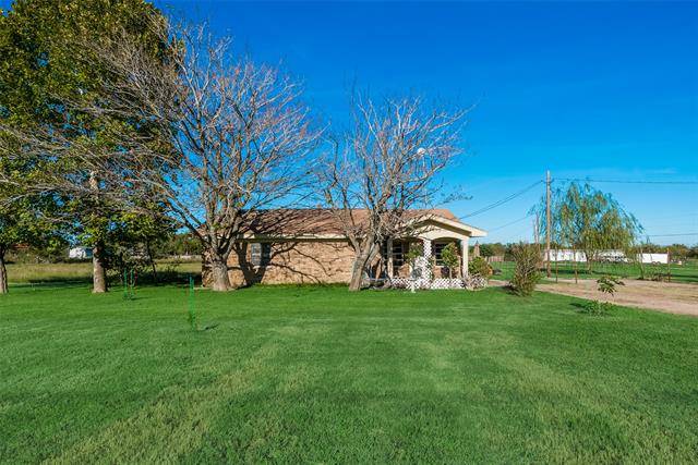 1340 Travis Lane, Kaufman, TX 75142