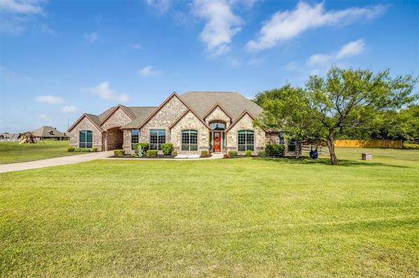 3300 Bent Creek Trail, Crowley, TX 76036