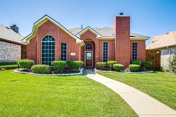 1714 MARCELLA Lane, Rowlett, TX 75089