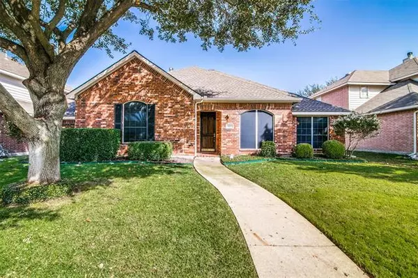 8605 Lexington Drive, Rowlett, TX 75089