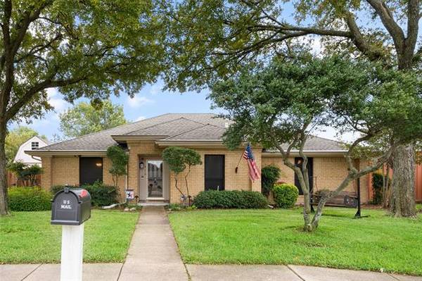 414 Kingsbridge Circle, Garland, TX 75040